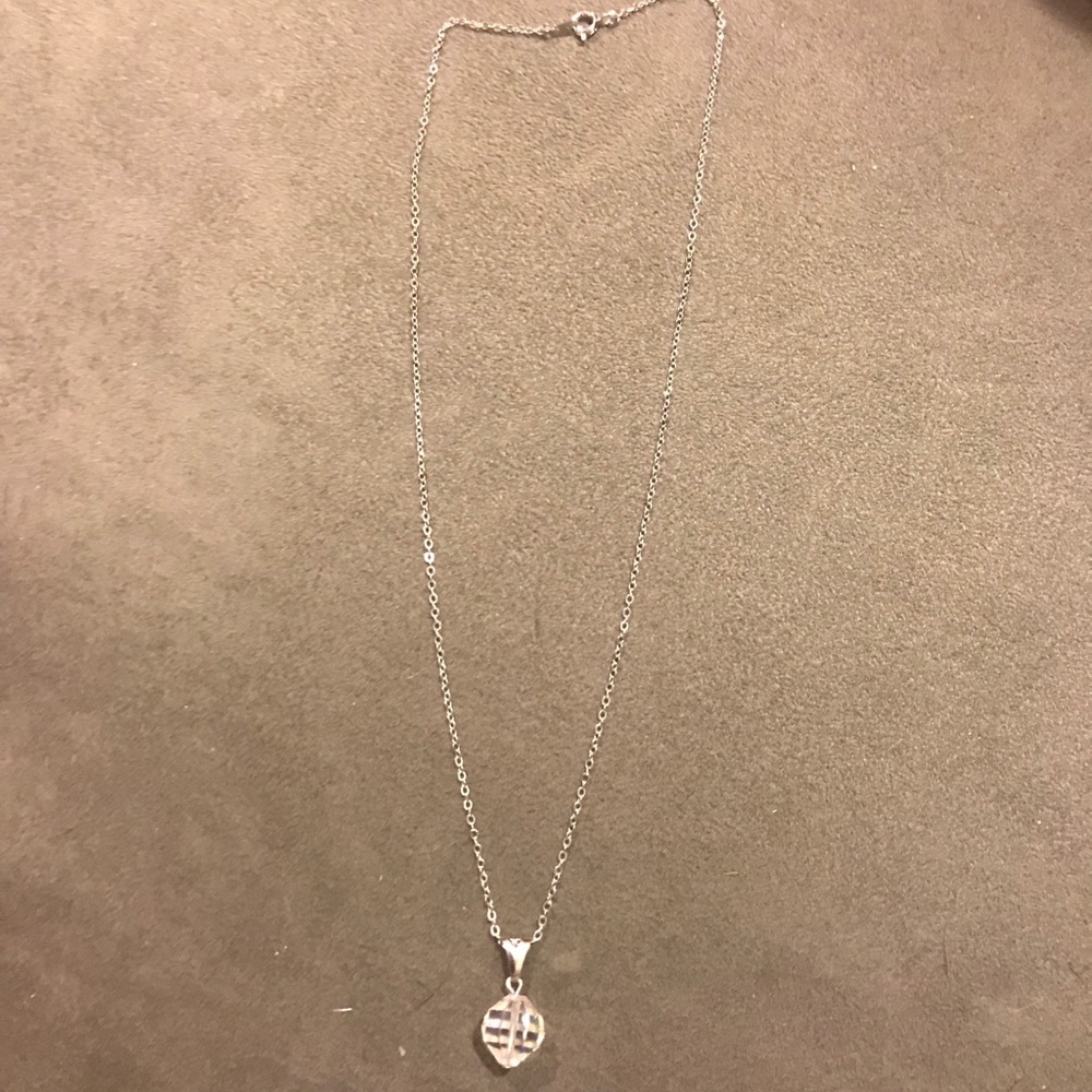 Clear bead necklace